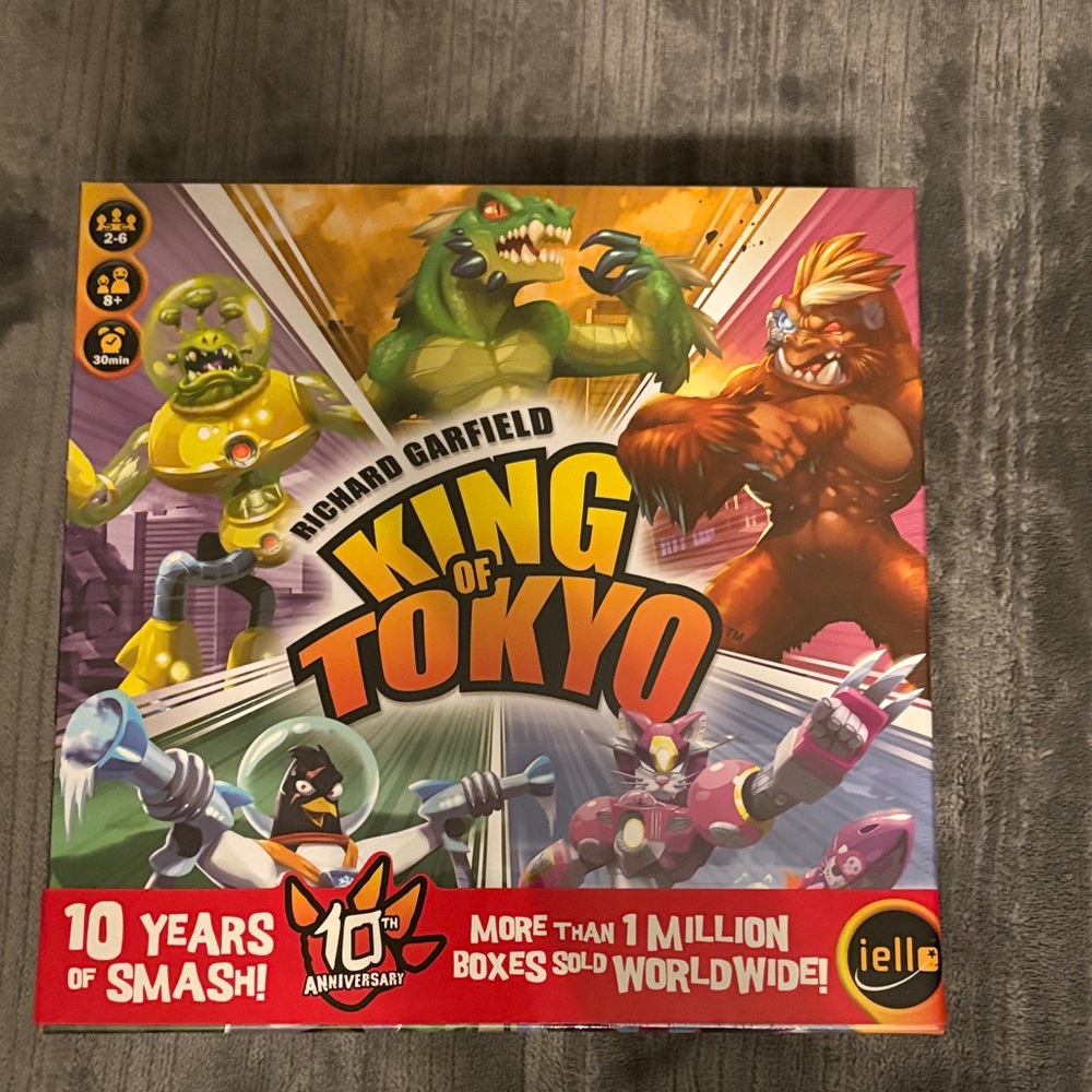 King of Tokyo Board Game - Multicolor